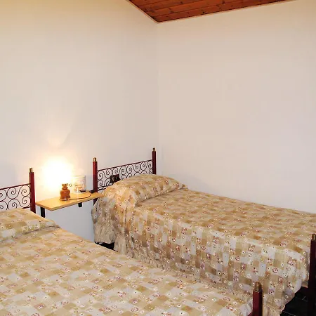 Casa Elfa 136s * Gera Lario